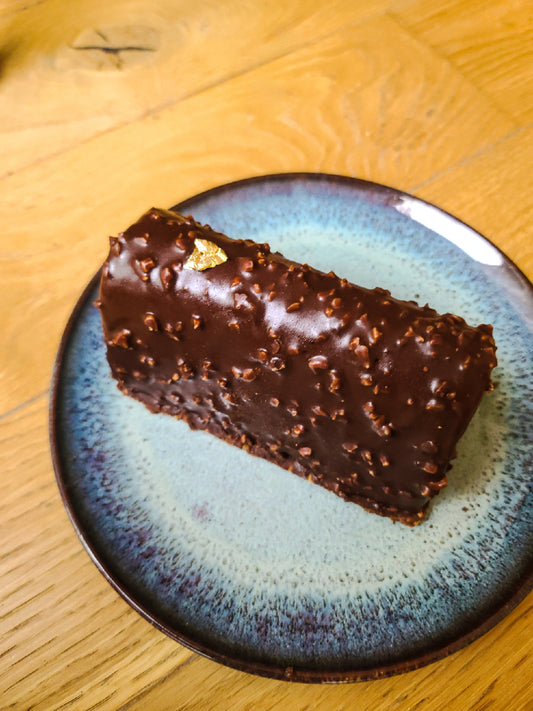Bûche chocolat-noisette